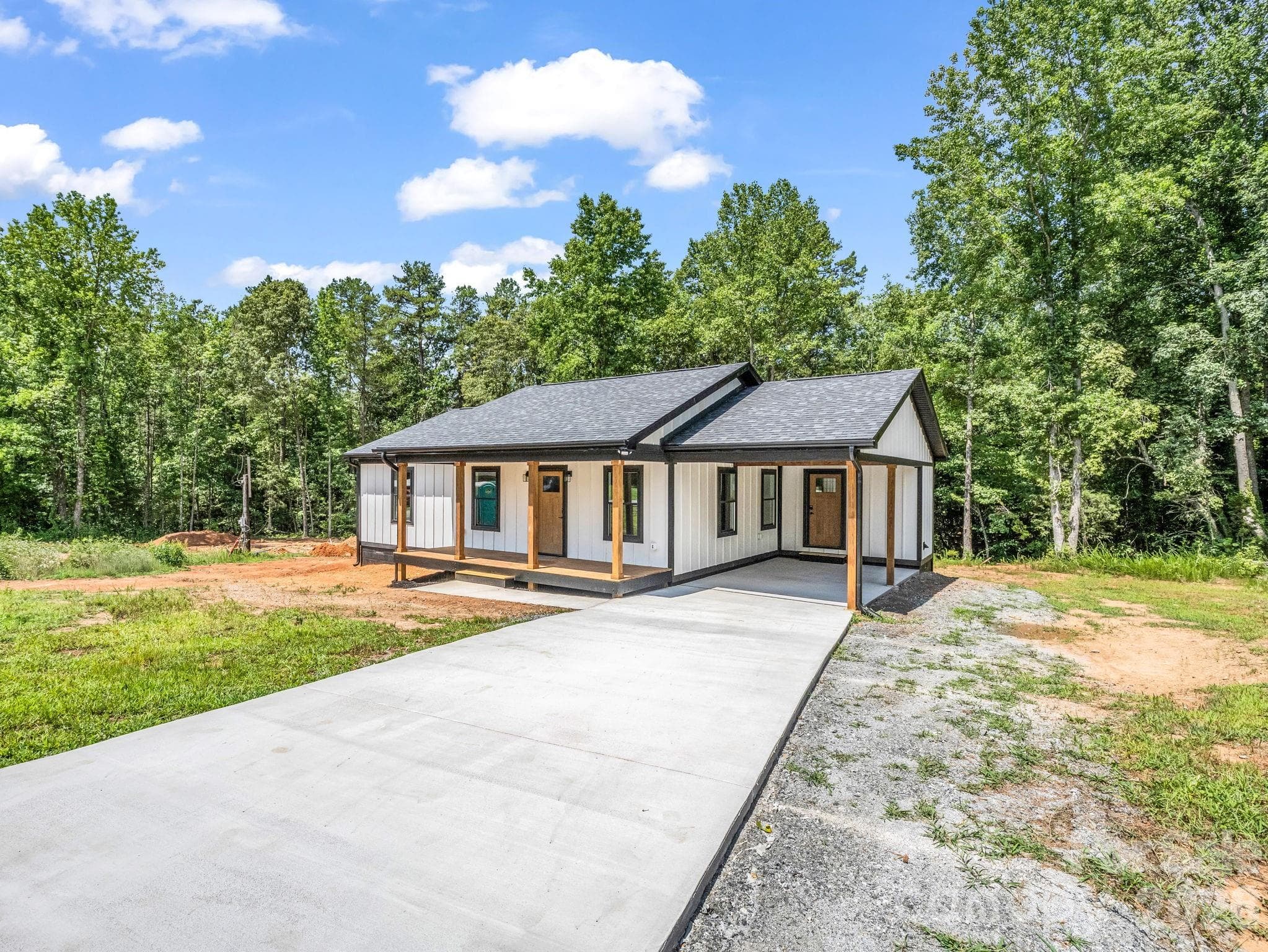 Single Family Residence at 314 Maryland Drive, Forest City, photo 2 of 29