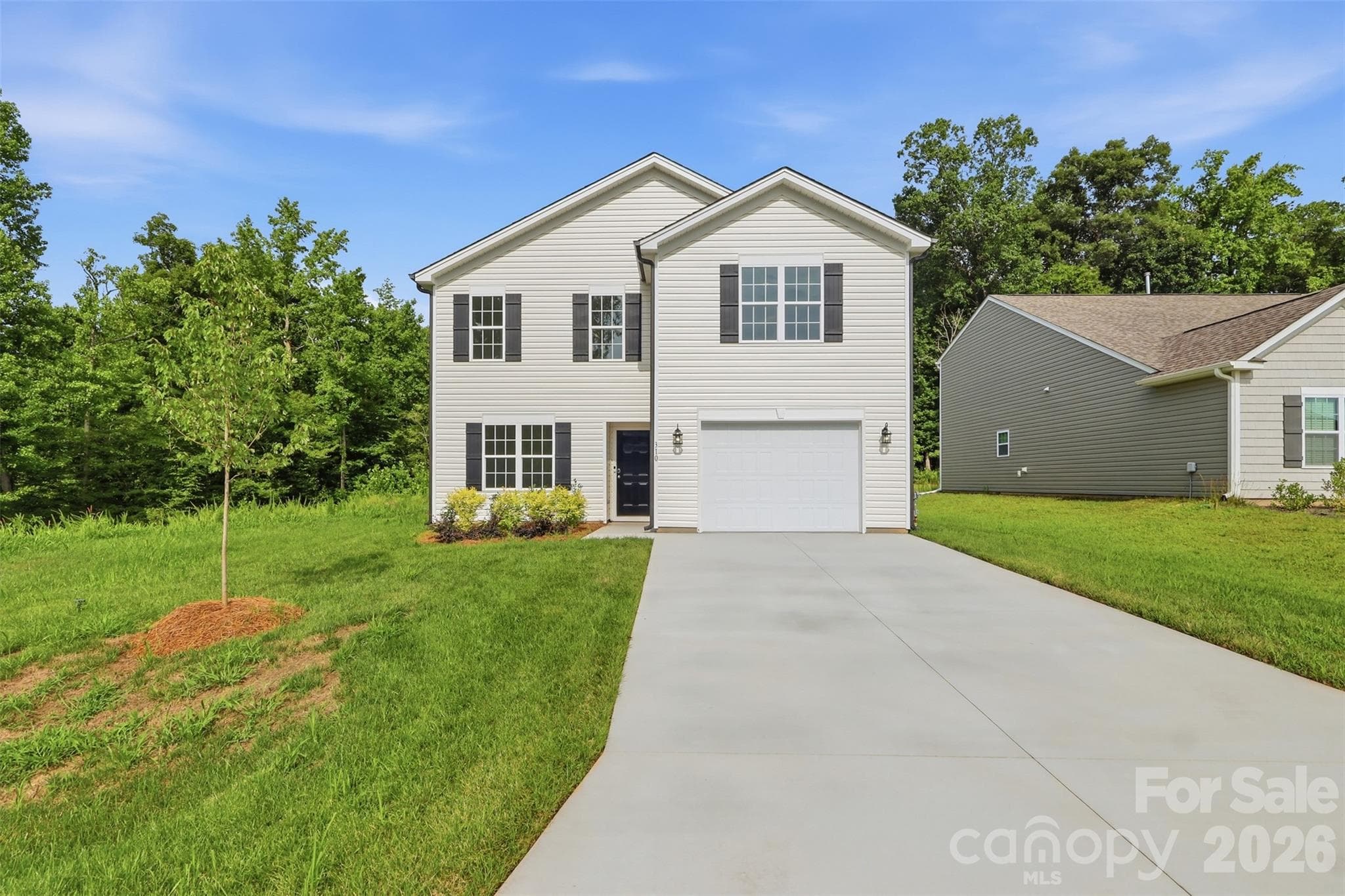 Single Family Residence at 310 Middleton Drive, Lexington, photo 2 of 31