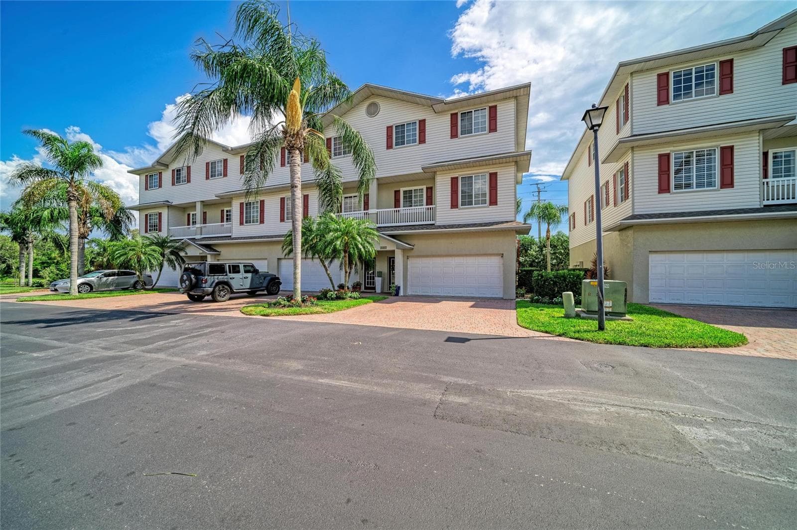Townhouse at 3607 10TH LN W, PALMETTO, photo 11 of 81