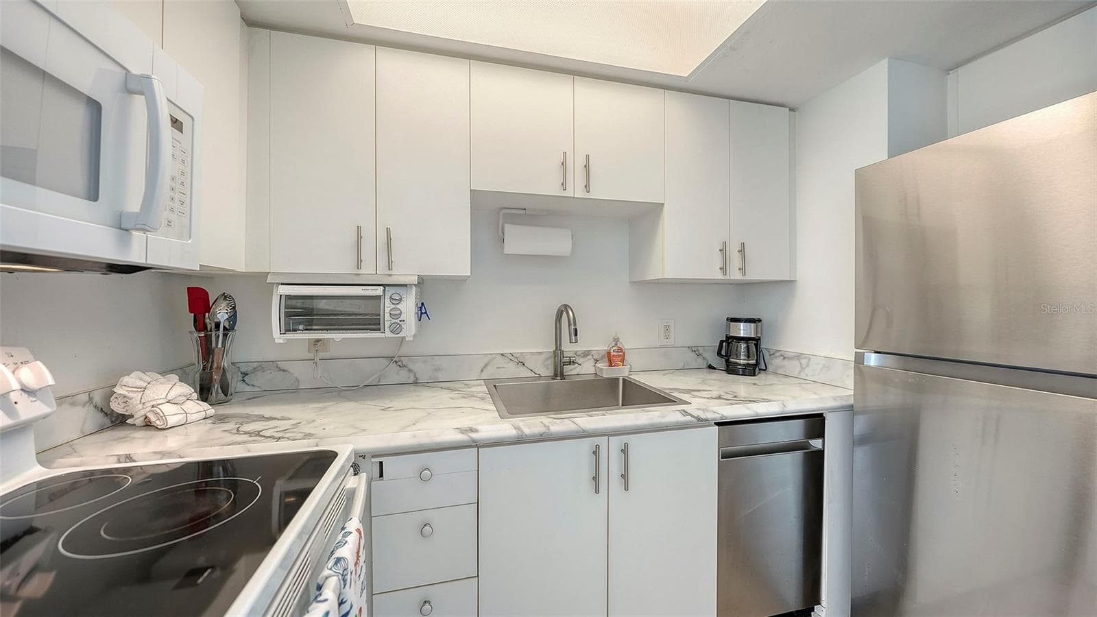 Condominium at 2850 GULF OF MEXICO DR #4, LONGBOAT KEY, photo 15 of 37