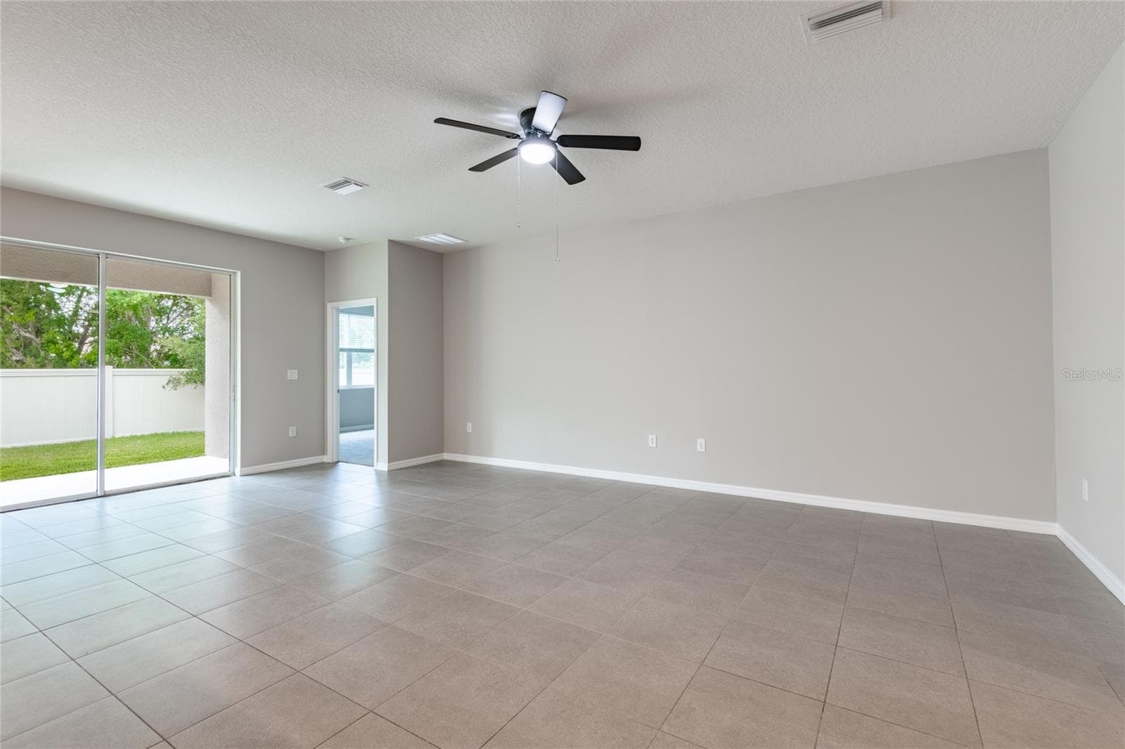 Single Family Residence at 31420 TANSY BND, WESLEY CHAPEL, photo 13 of 89