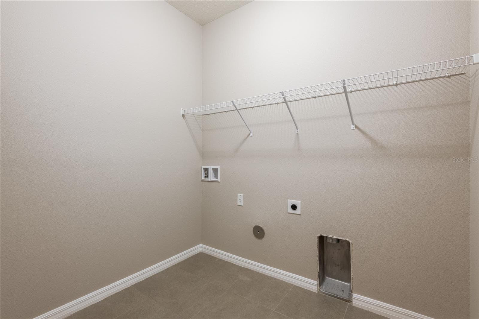 Single Family Residence at 31420 TANSY BND, WESLEY CHAPEL, photo 52 of 89