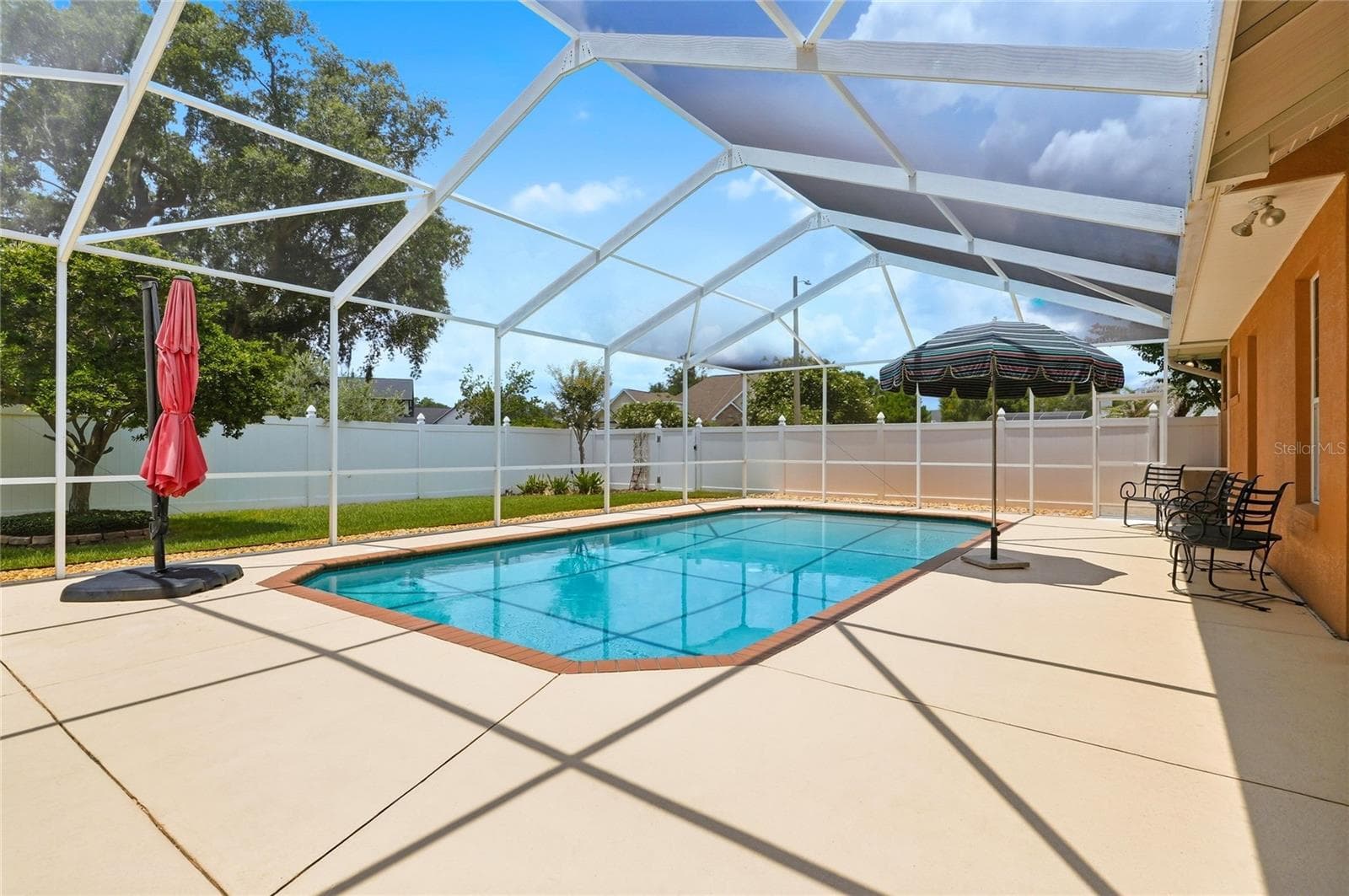 Single Family Residence at 328 HAMILTON SHORES DR NE, WINTER HAVEN, photo 64 of 81