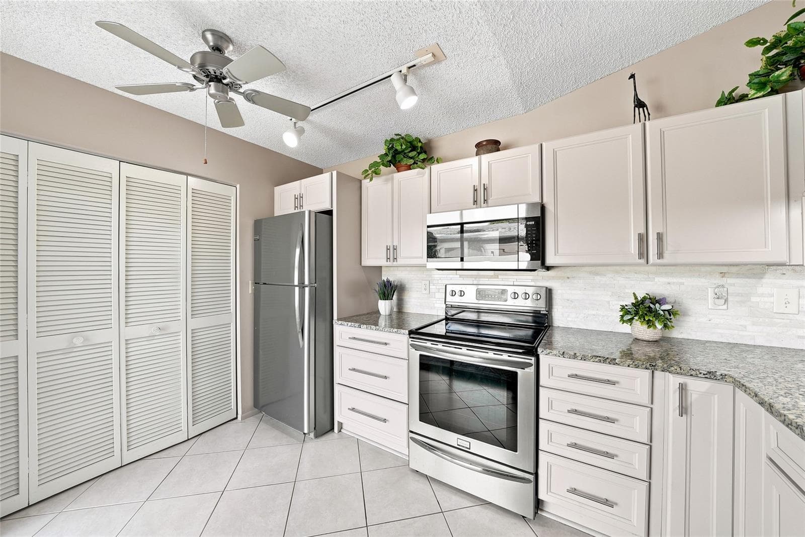 Villa at 3446 BEEKMAN PL #50, SARASOTA, photo 11 of 37