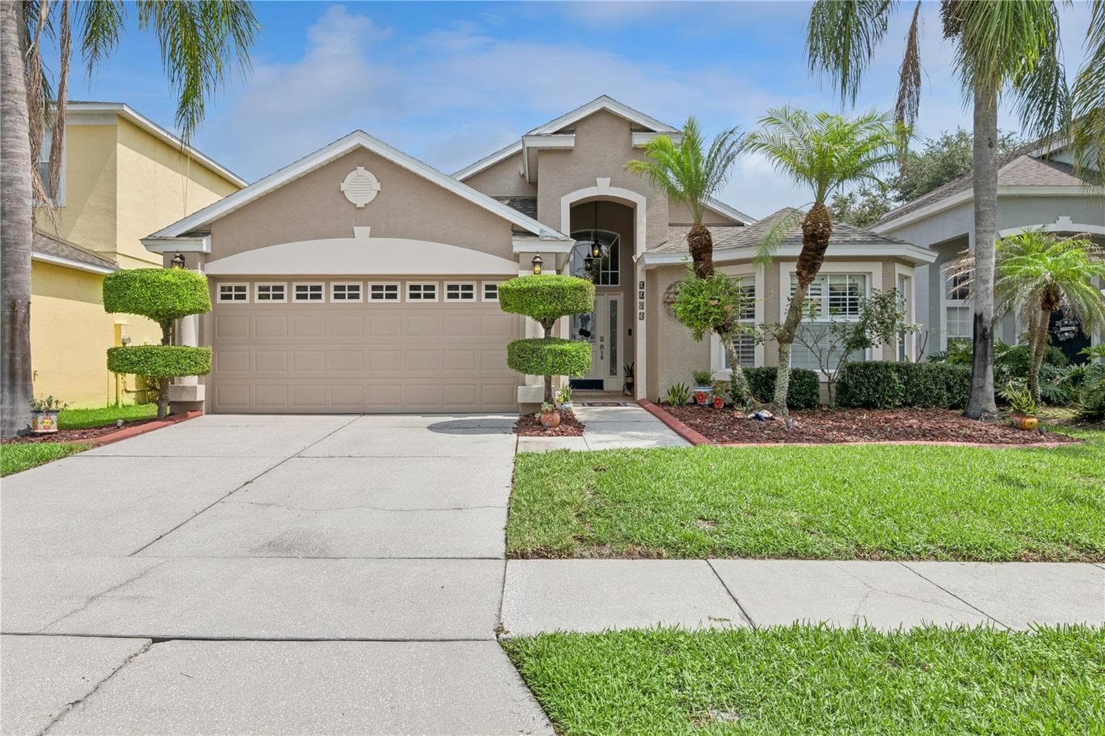 9943 HERON POINTE DR