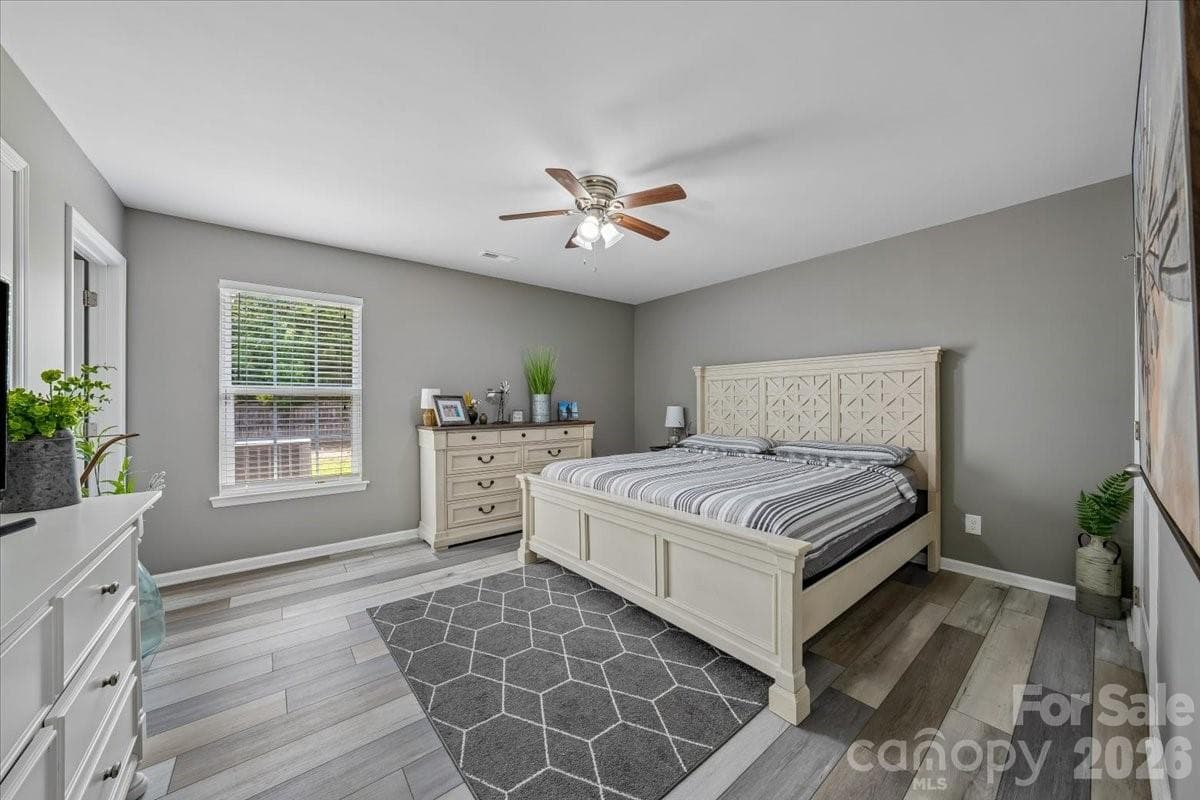 Primary bedroom - 5071 Sedgefield Drive, Lancaster
