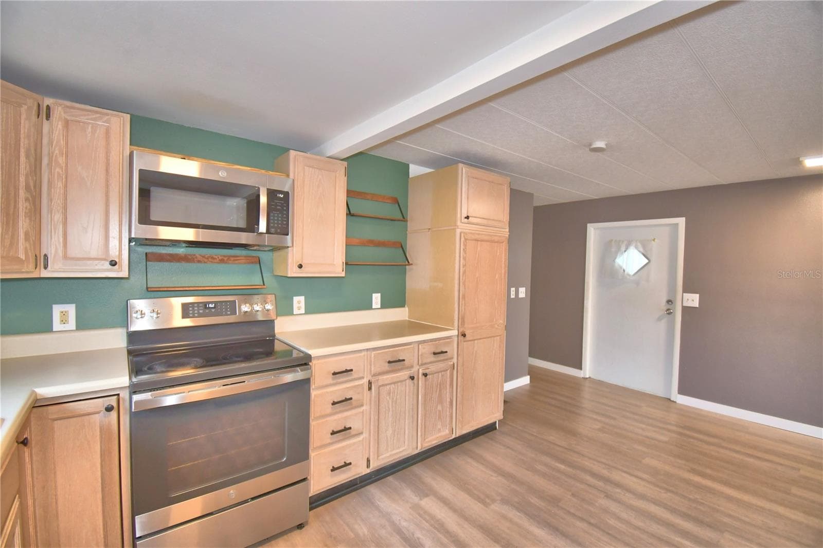 Mobile Home at 111 PARADISE LN, AUBURNDALE, photo 17 of 50