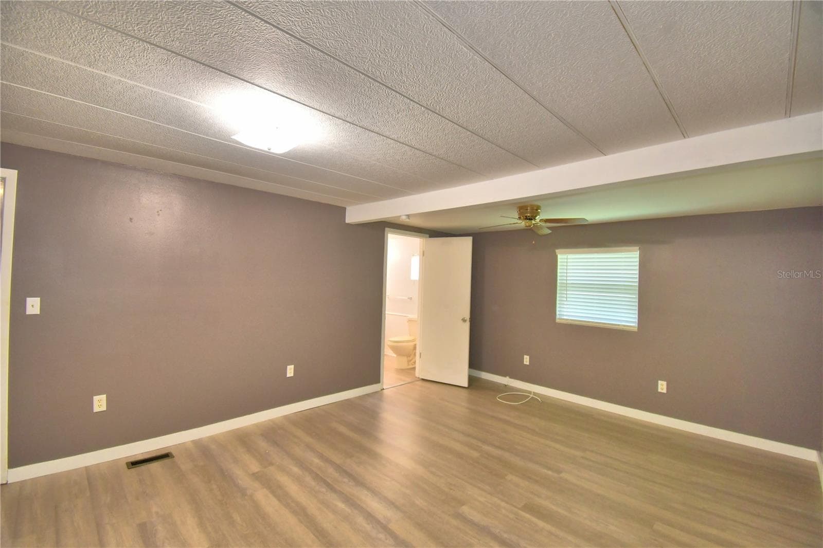 Mobile Home at 111 PARADISE LN, AUBURNDALE, photo 21 of 50