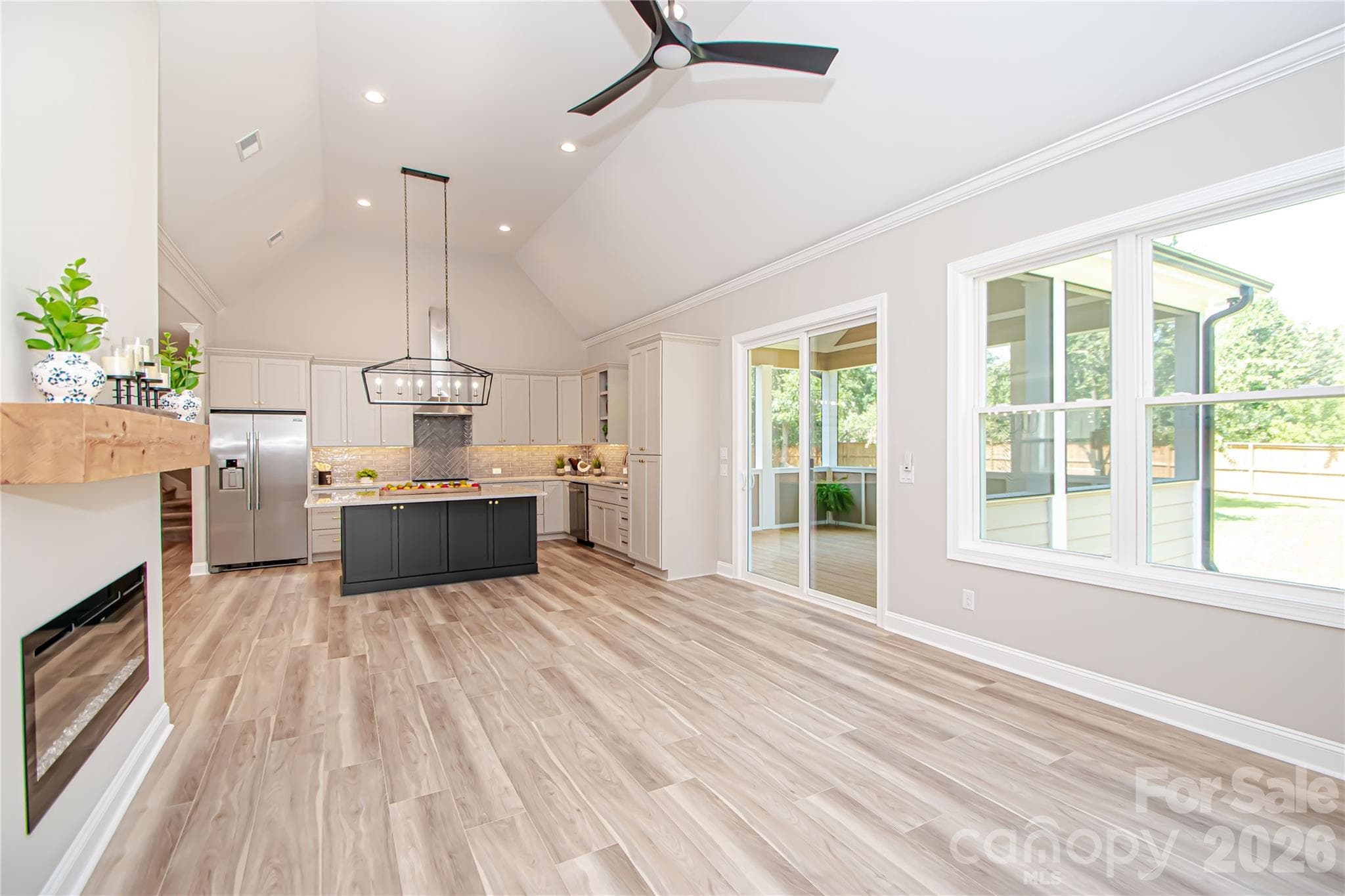 Single Family Residence at Monroe, photo 14 of 47