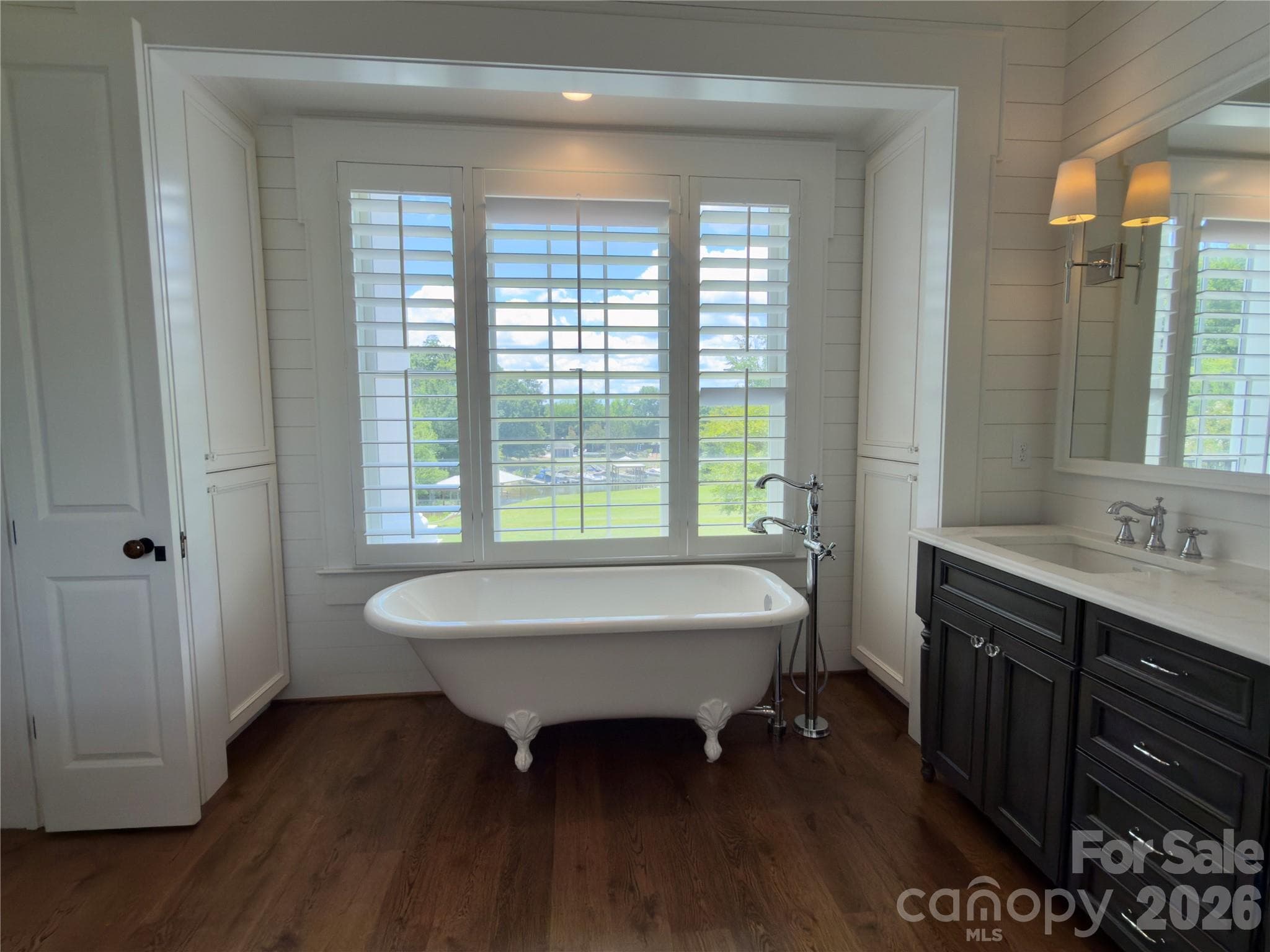 Single Family Residence at 18632 Nantz Road, Cornelius, photo 26 of 48
