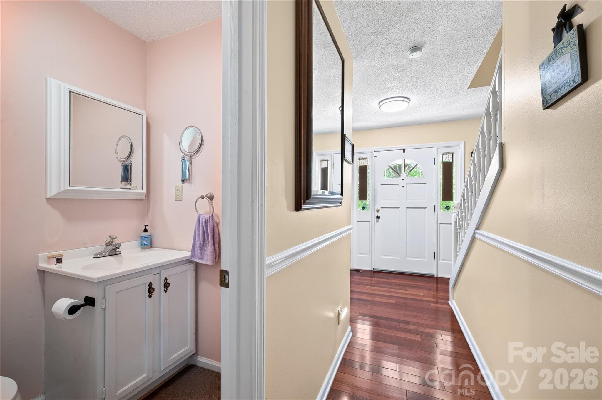 Front Entry & 1/2 Bath - 10 Old Turnpike Road, Mills River