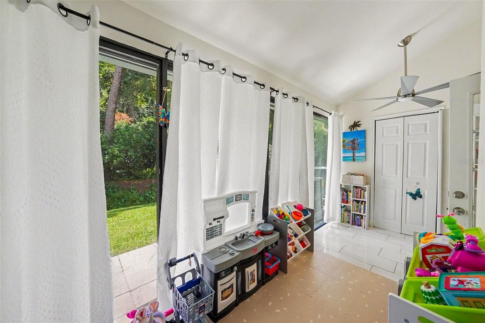 Townhouse at 4107 BRENTWOOD PARK CIR, TAMPA, photo 13 of 29