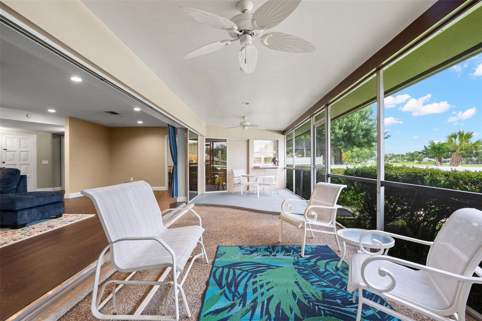 Indoor/outdoor living - 6729 TEQUESTA DR, SEMINOLE