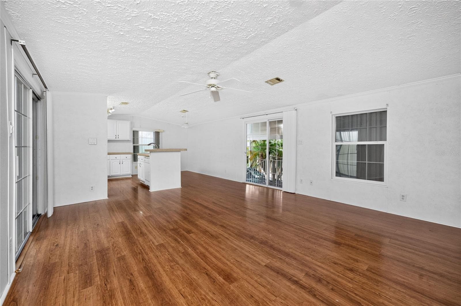 Large open kitchen and living room - 10 HOLLAND DR, PUNTA GORDA