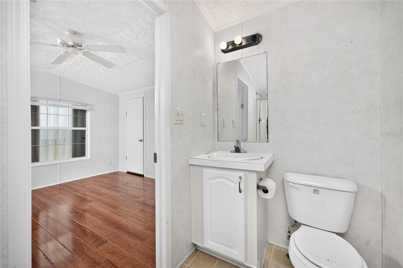 Primary bathroom - 10 HOLLAND DR, PUNTA GORDA