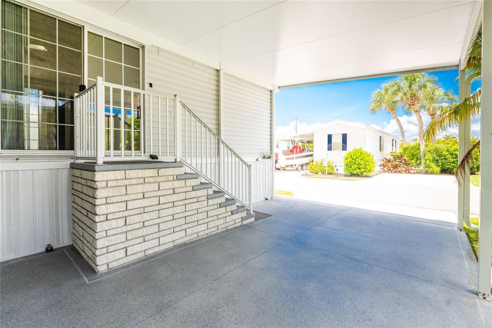 Entrance - 10 HOLLAND DR, PUNTA GORDA