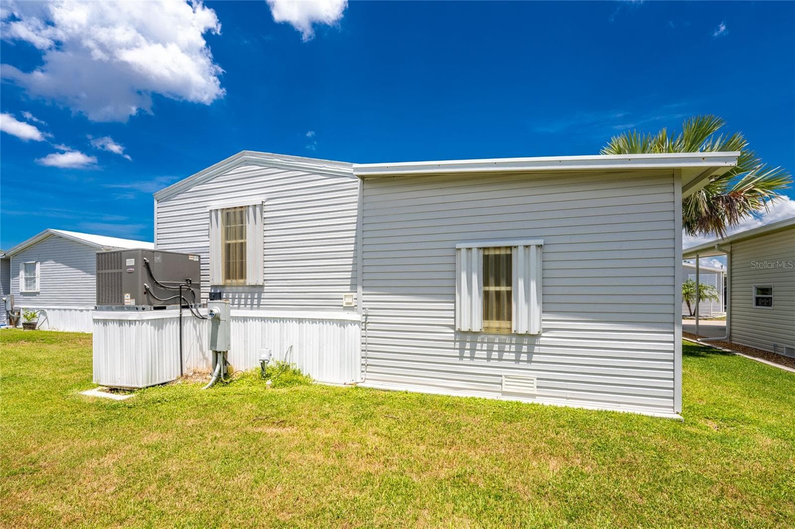 Manufactured Home at 10 HOLLAND DR, PUNTA GORDA, photo 41 of 61