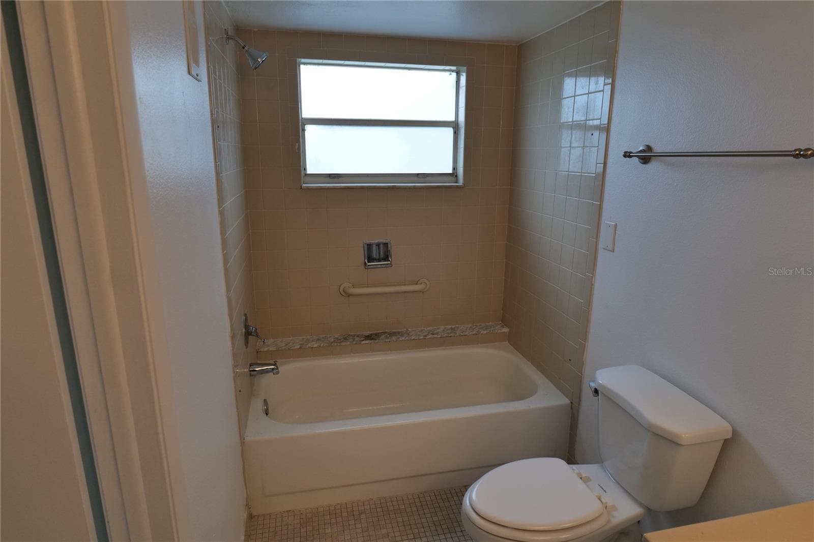 Condominium at 2333 FEATHER SOUND DR #A607, CLEARWATER, photo 6 of 13