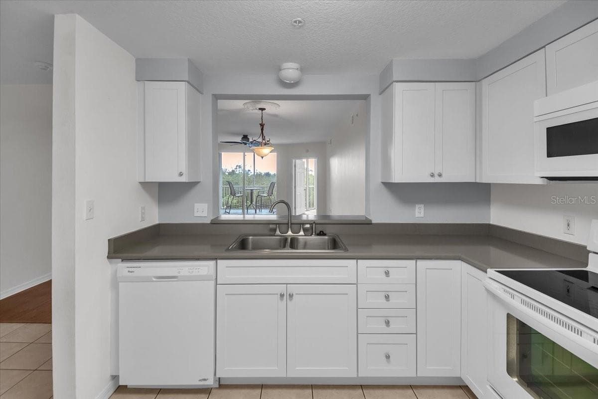 Condominium at 2625 TERRA CEIA BAY BLVD #103, PALMETTO, photo 9 of 29