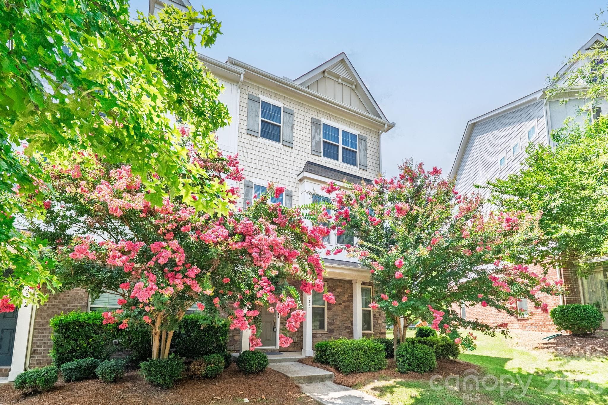 Townhouse at Charlotte, photo 2 of 42