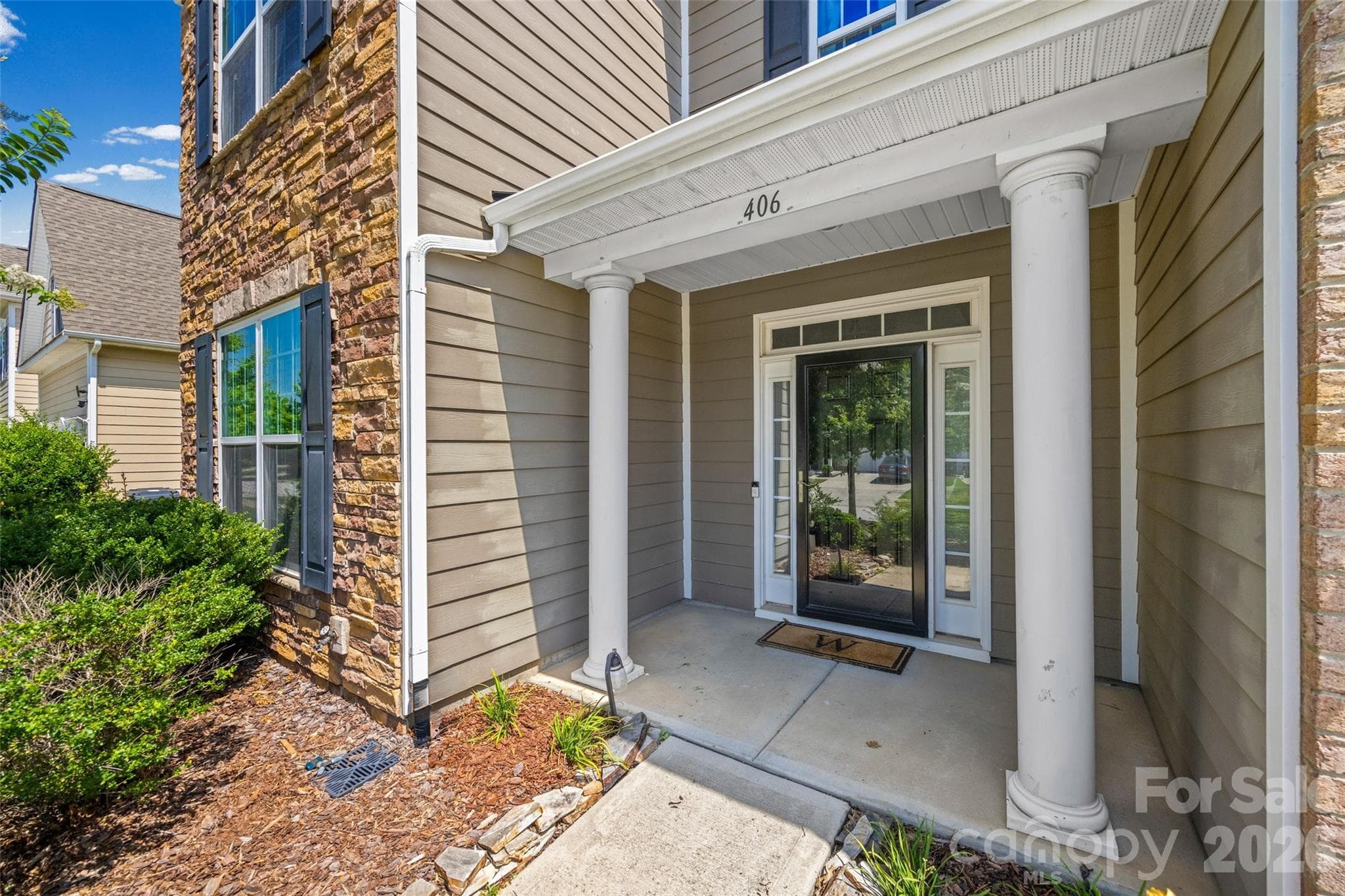 Single Family Residence at Lancaster, photo 7 of 54