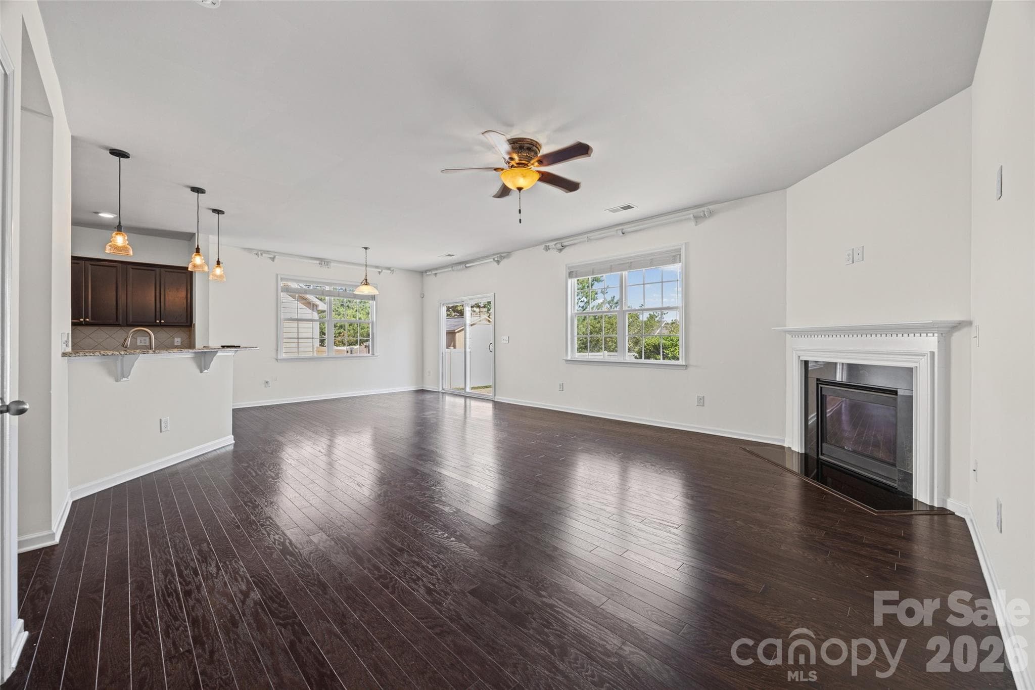 Single Family Residence at Lancaster, photo 14 of 54
