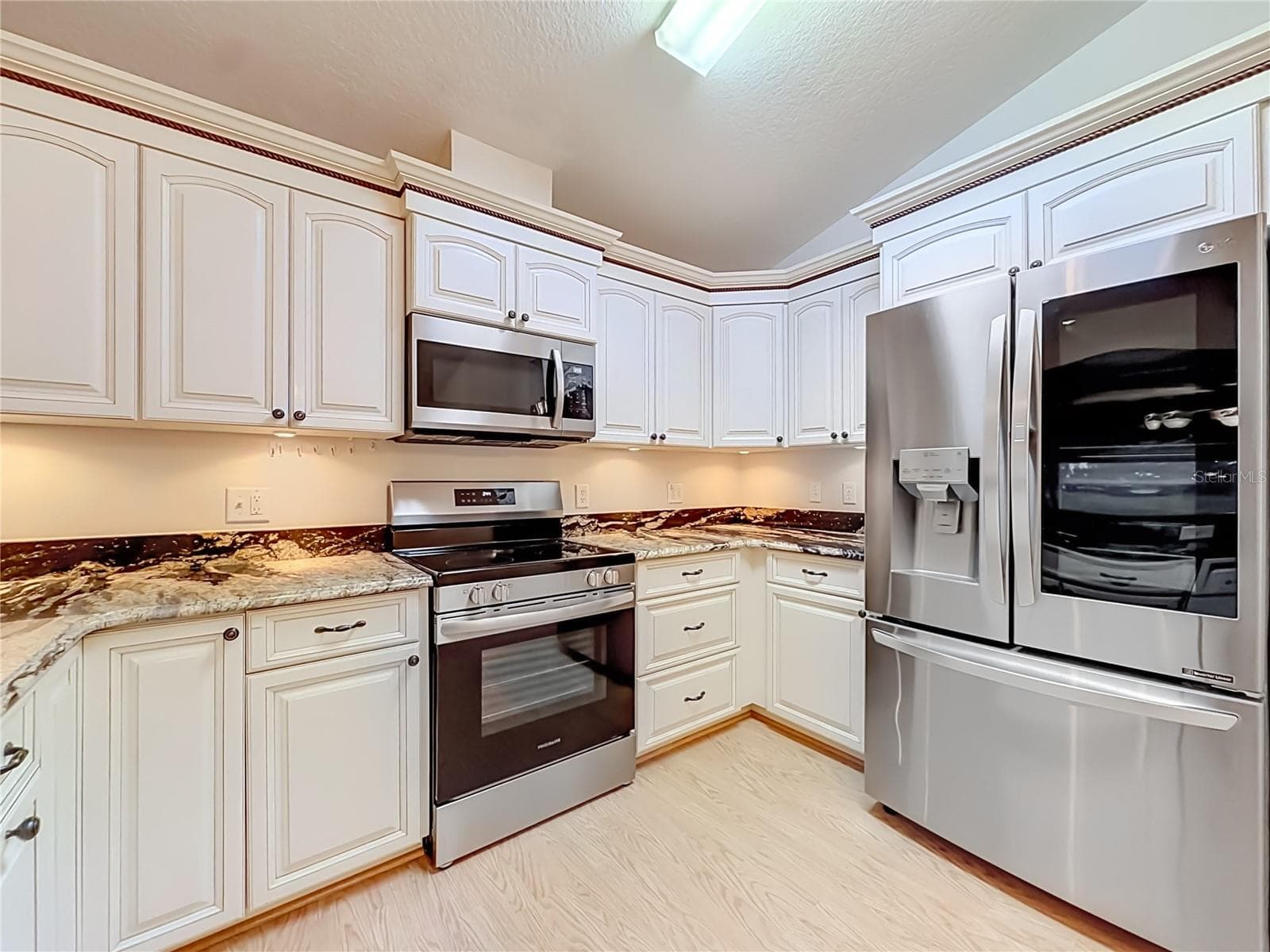 Single Family Residence at 11363 SE 177TH LN, SUMMERFIELD, photo 26 of 83