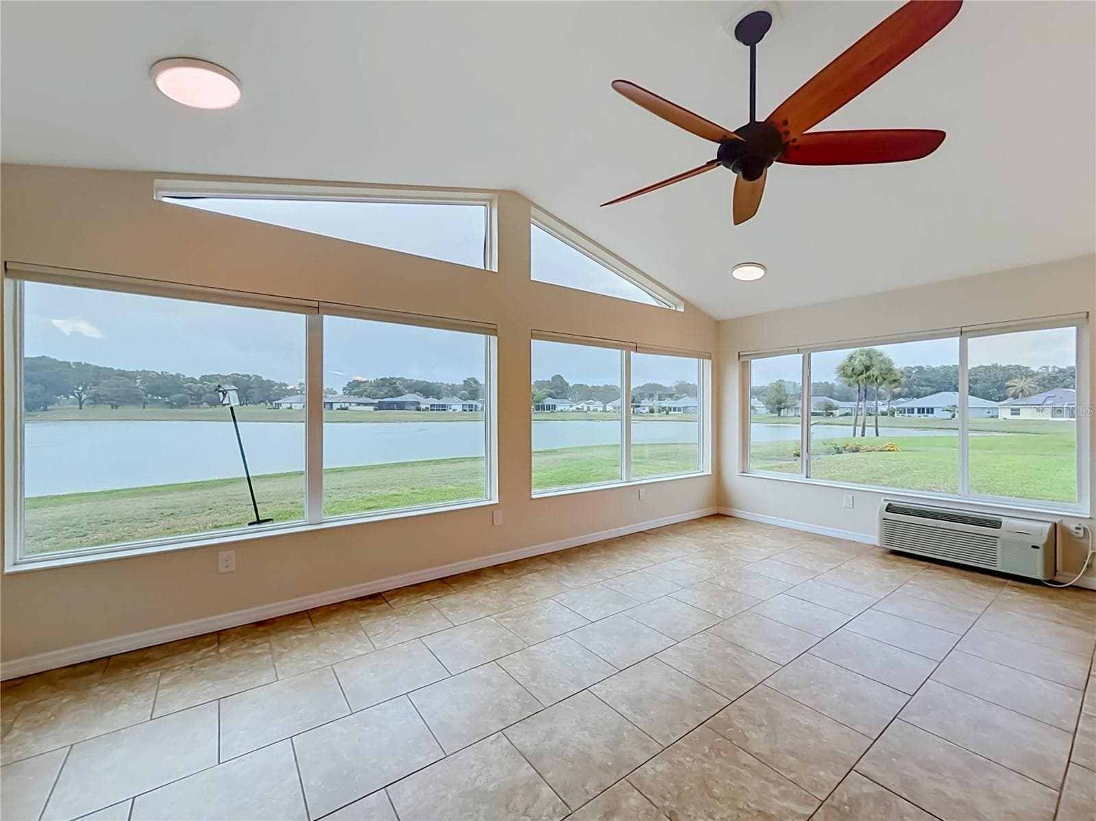 Single Family Residence at 11363 SE 177TH LN, SUMMERFIELD, photo 34 of 83