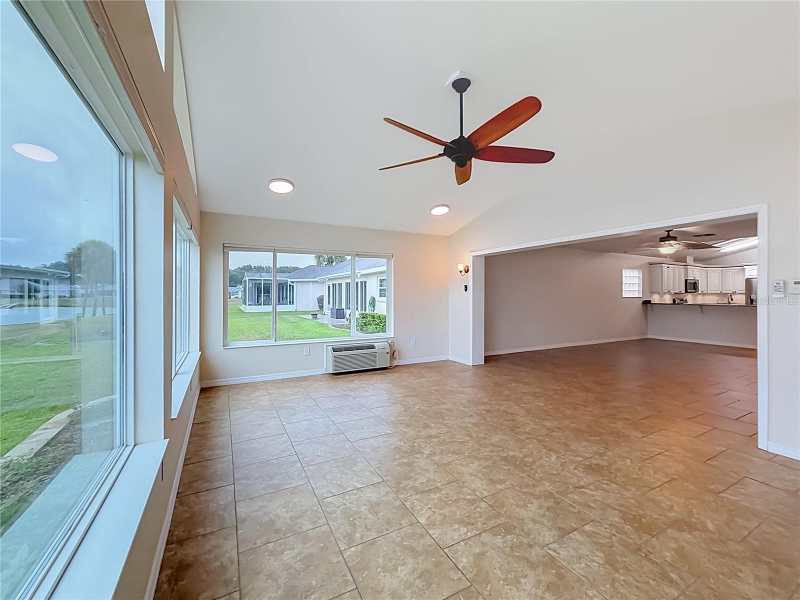 Single Family Residence at 11363 SE 177TH LN, SUMMERFIELD, photo 35 of 83