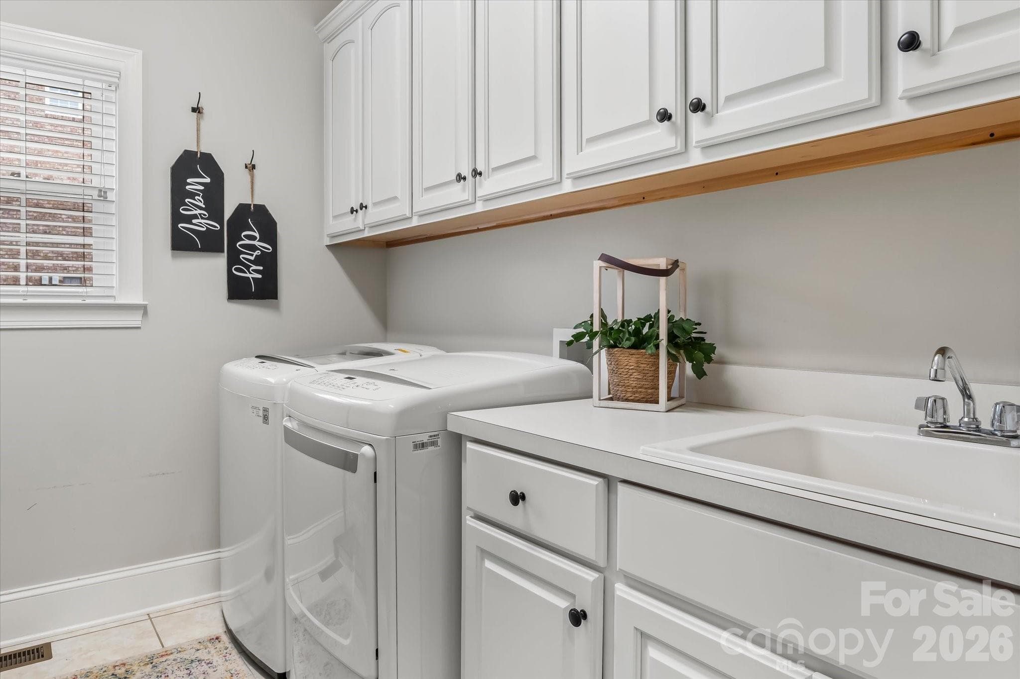 Single Family Residence at Mooresville, photo 24 of 48