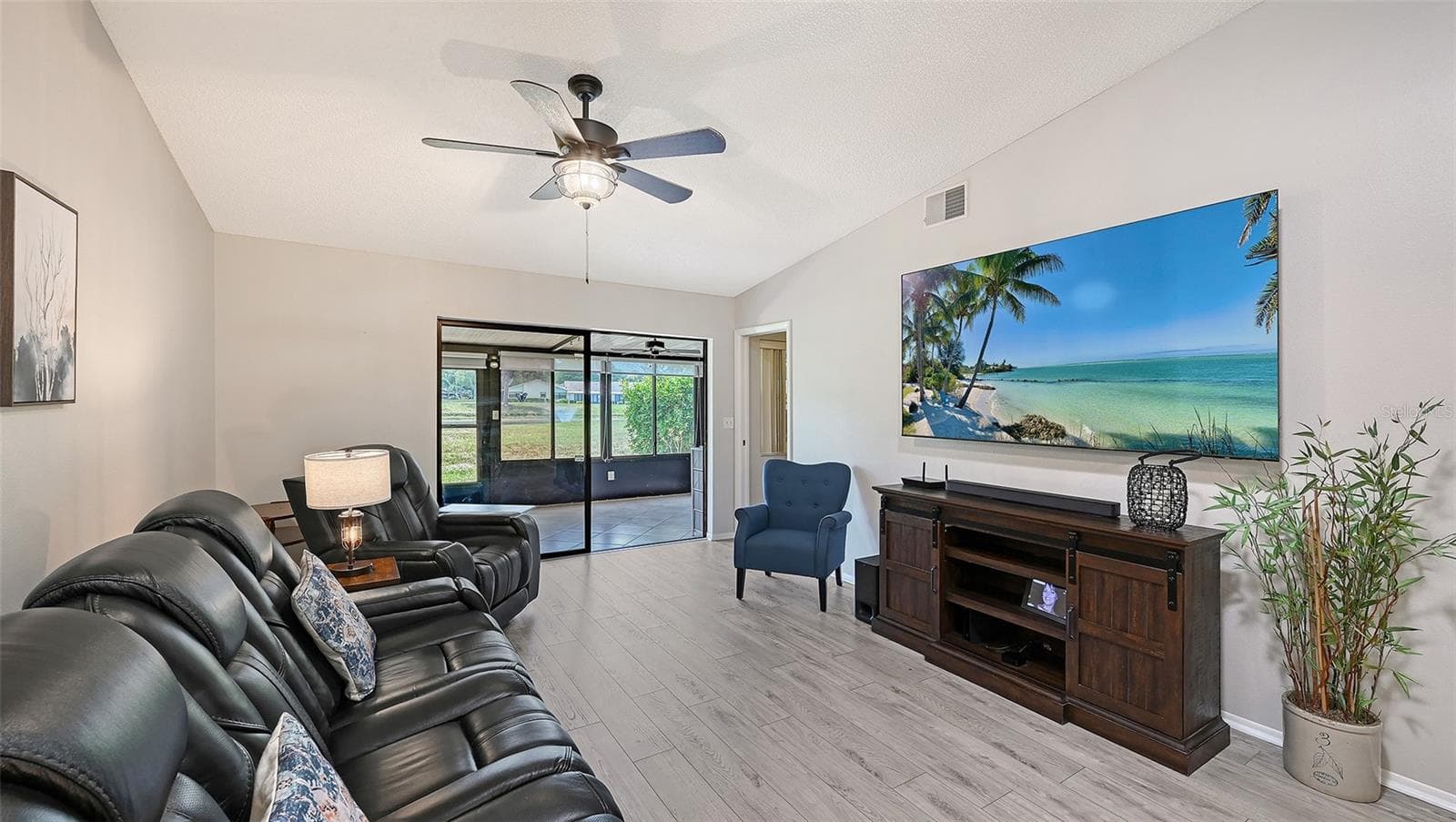 Condominium at 6129 HERITAGE LN W #6129, BRADENTON, photo 6 of 33