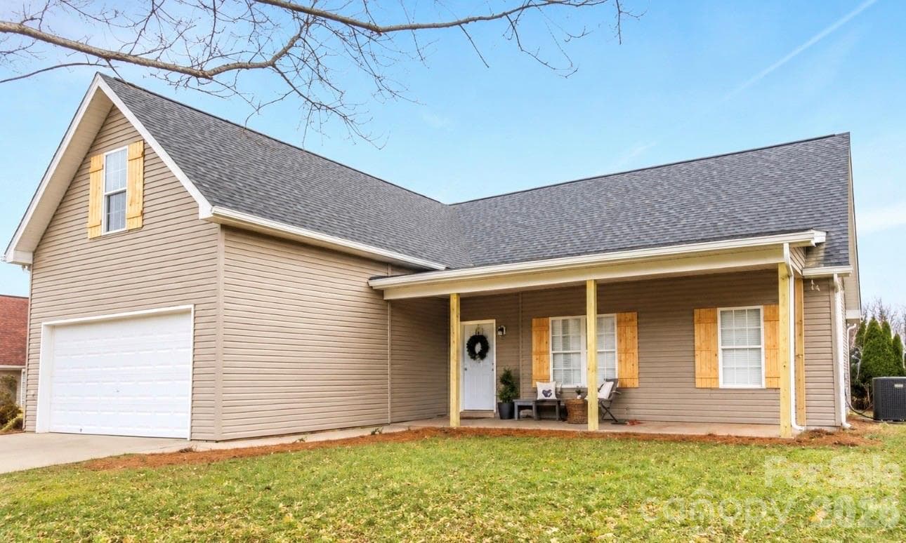 Front of house - 201 Tarrington Drive, Statesville
