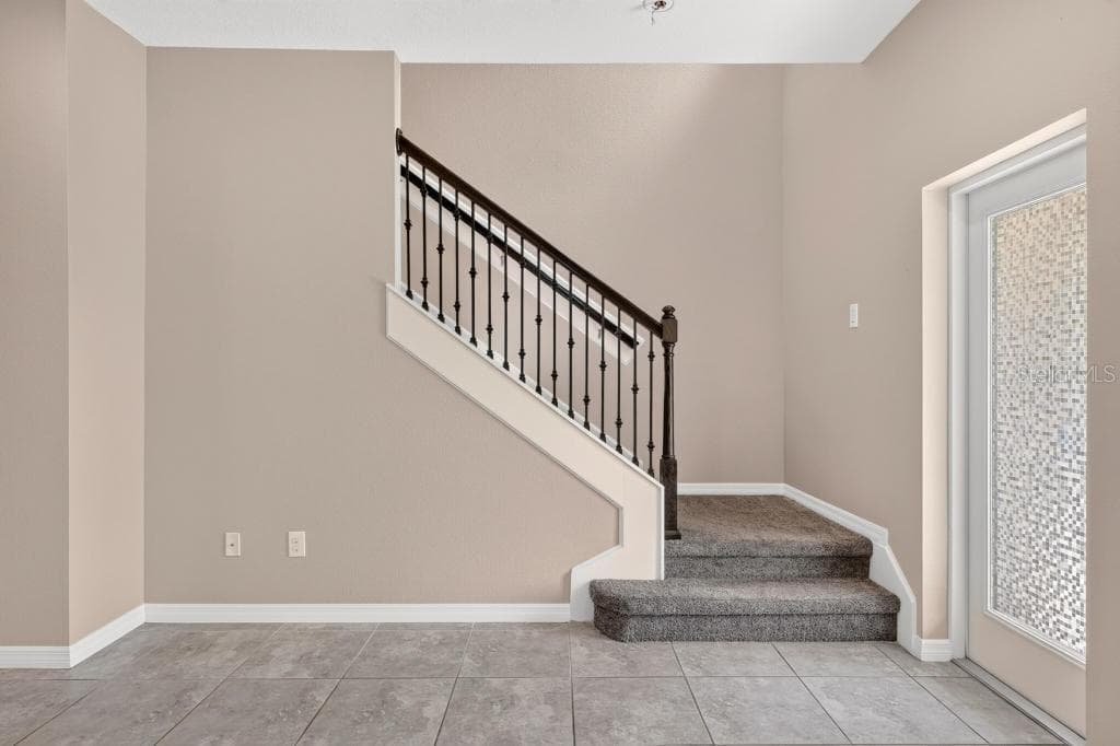 Townhouse at 409 MERRY BROOK CIR, SANFORD, photo 6 of 80