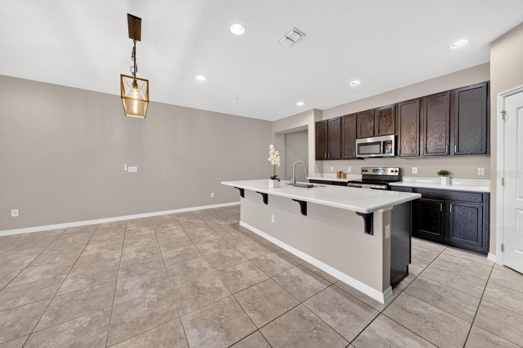 Townhouse at 409 MERRY BROOK CIR, SANFORD, photo 17 of 80