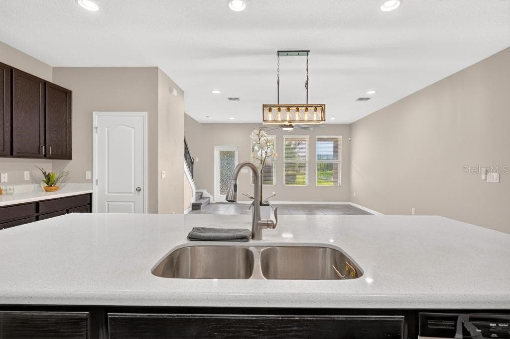 Townhouse at 409 MERRY BROOK CIR, SANFORD, photo 22 of 80