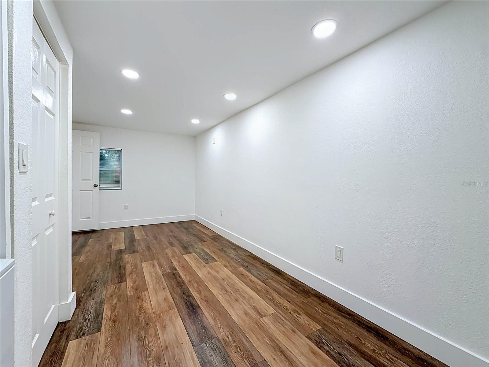 Duplex at 800 15TH AVE S, ST PETERSBURG, photo 20 of 61