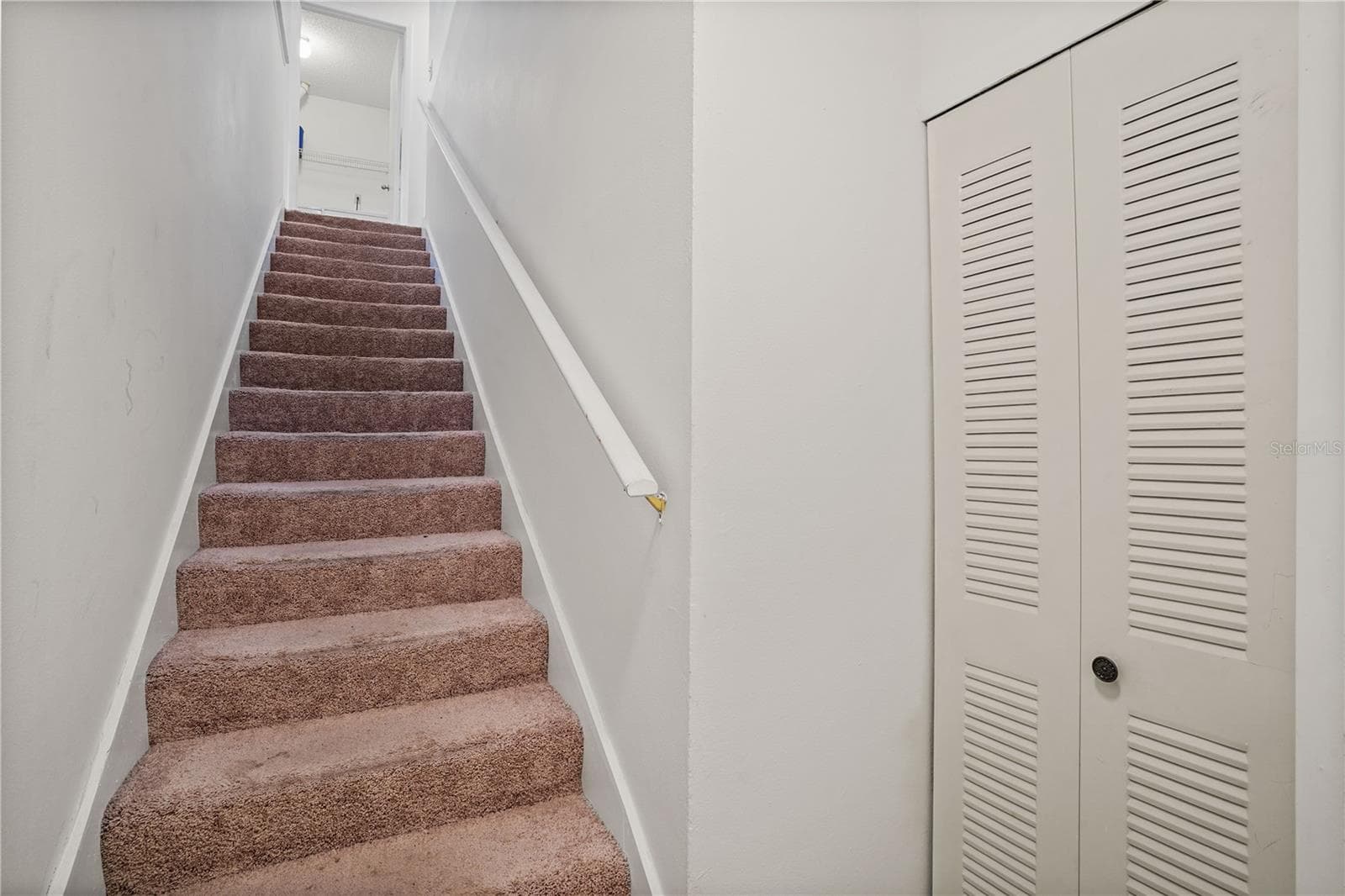Condominium at 5468 E MICHIGAN ST #5468-4, ORLANDO, photo 5 of 39