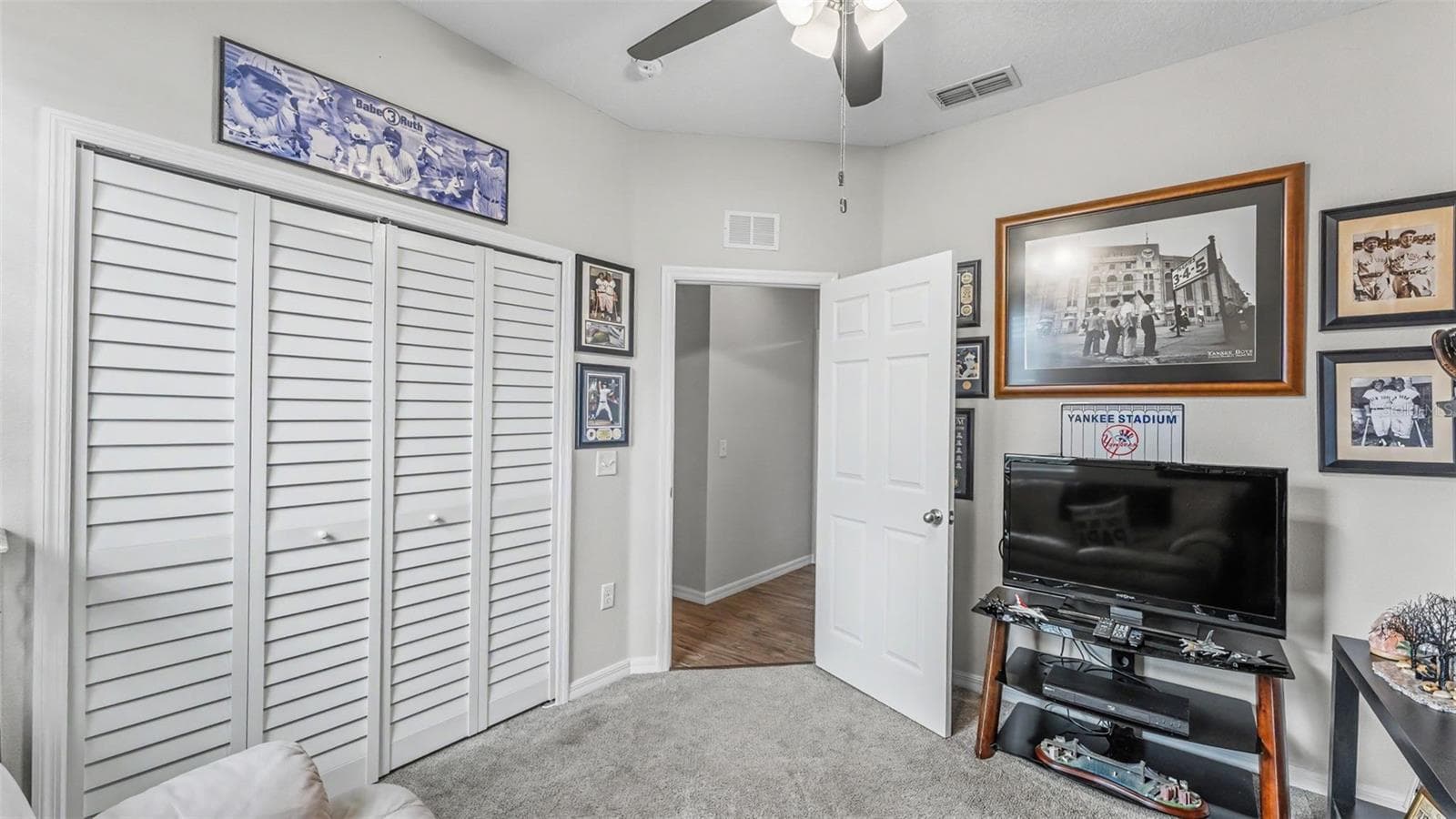 Single Family Residence at 1053 KRENSON WOODS RD, LAKELAND, photo 26 of 36