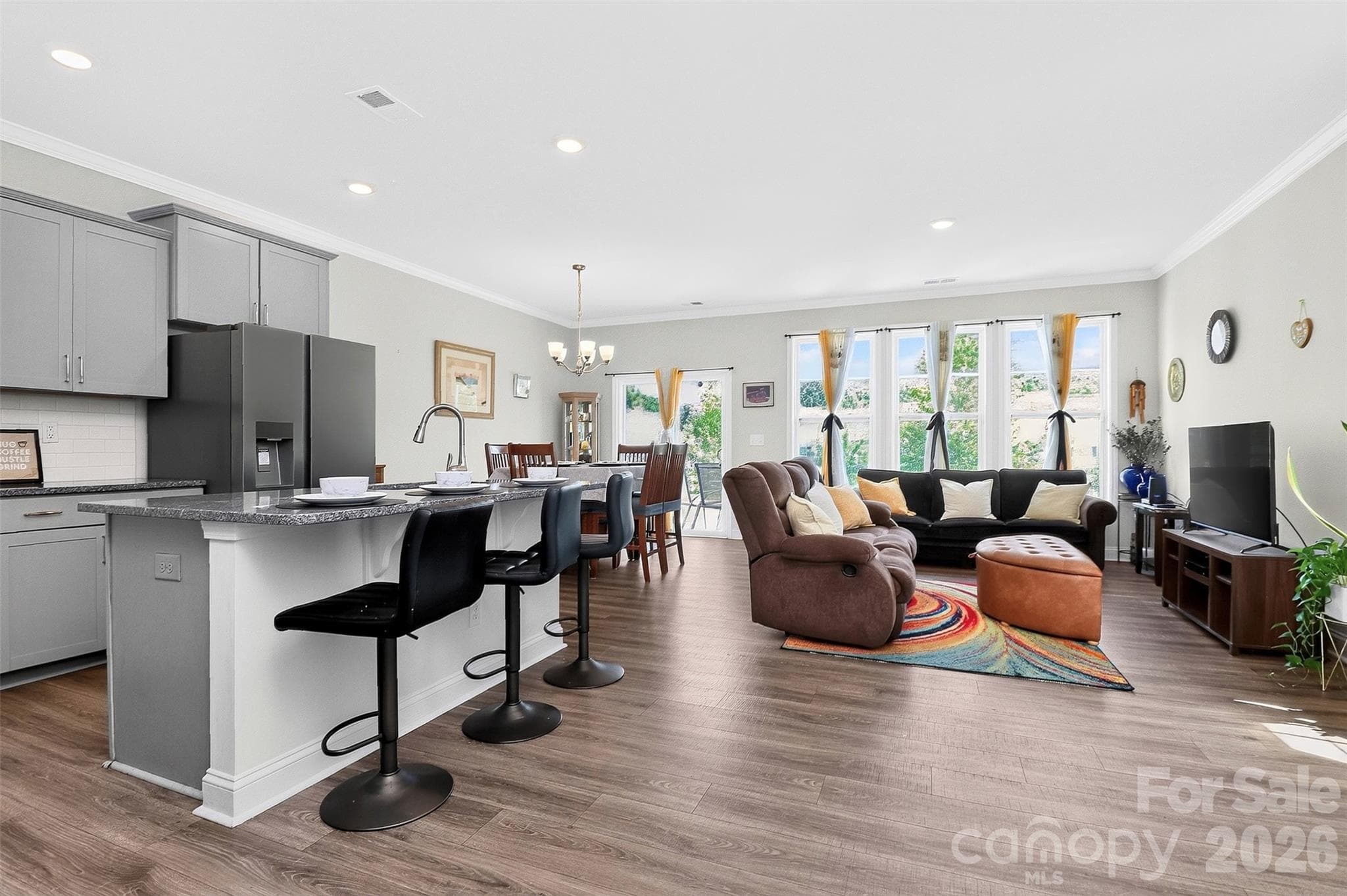 Bright and open main living area - Clover