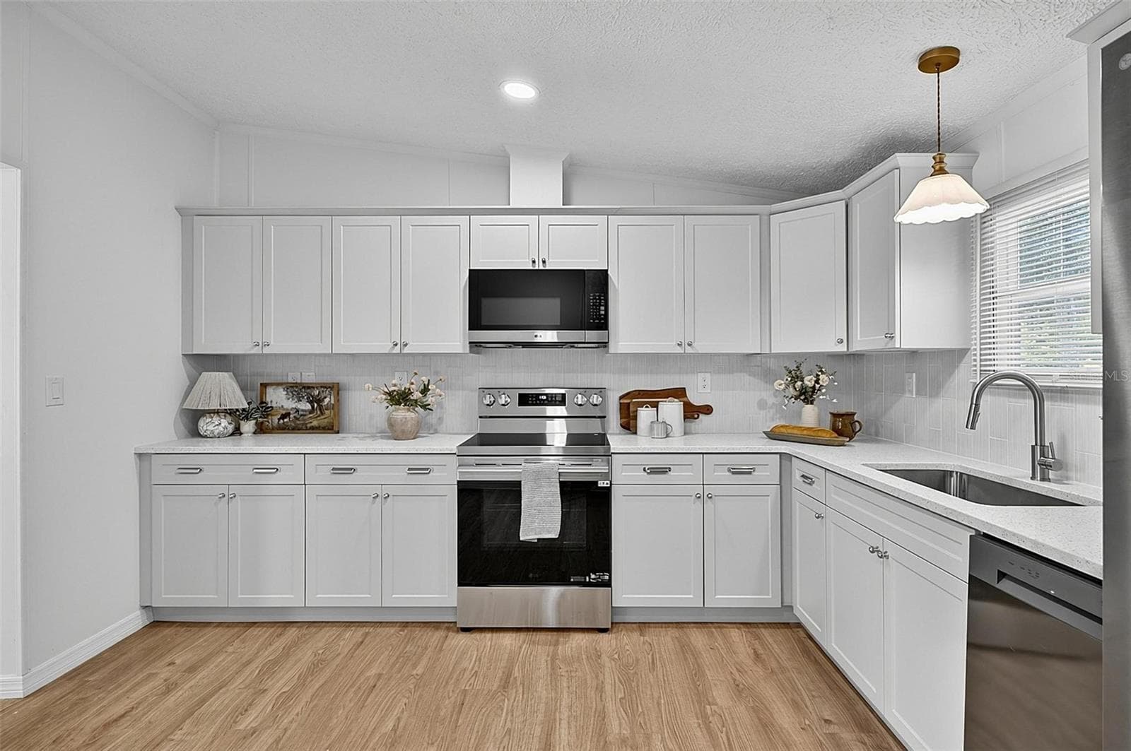Manufactured Home at 2318 COCONUT BLVD, BUNNELL, photo 21 of 52