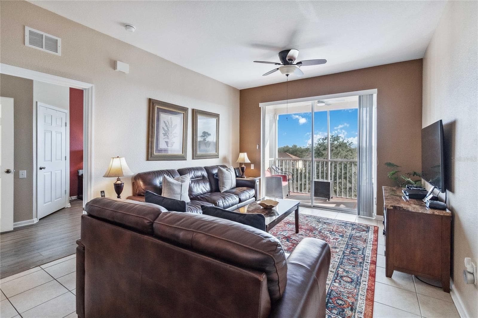Condominium at 2821 E ALMATON LOOP #401, KISSIMMEE, photo 12 of 26