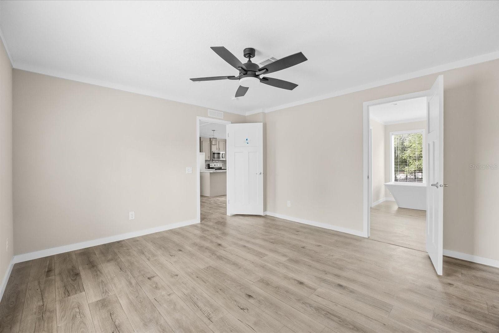 Manufactured Home at 16226 NW 254TH ST, OKEECHOBEE, photo 15 of 36