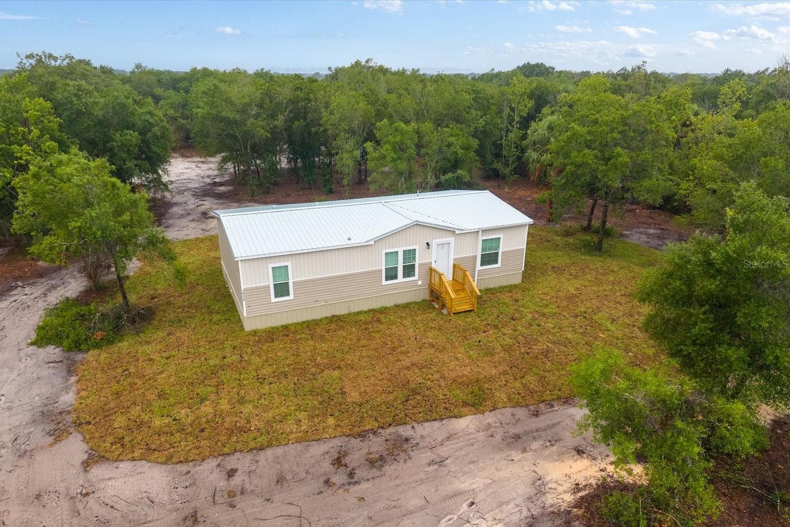 Manufactured Home at 16226 NW 254TH ST, OKEECHOBEE, photo 30 of 36