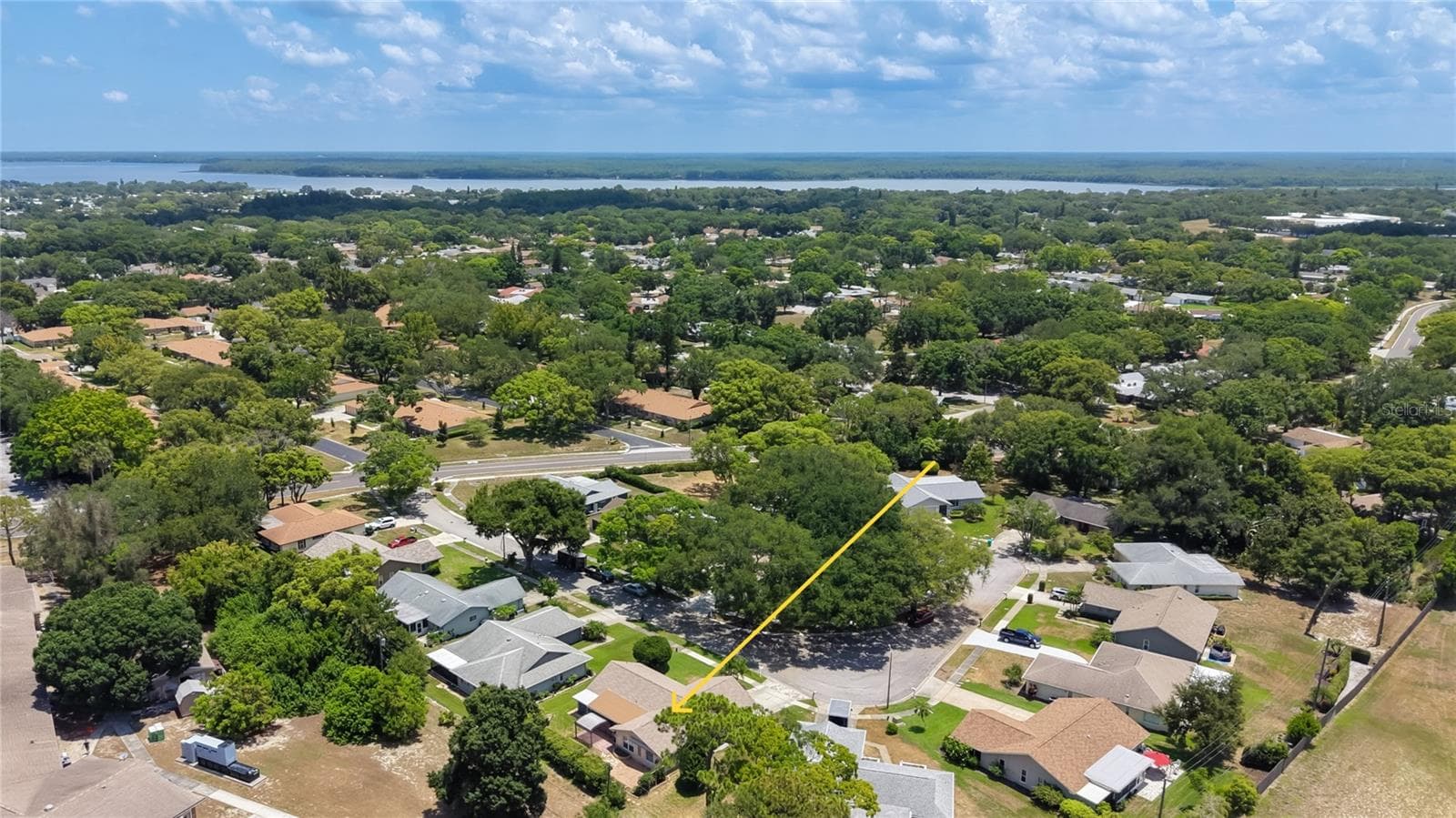 Aerial Northeast - Lake Tarpon in the distance - 2632 CAMILLE DR, PALM HARBOR