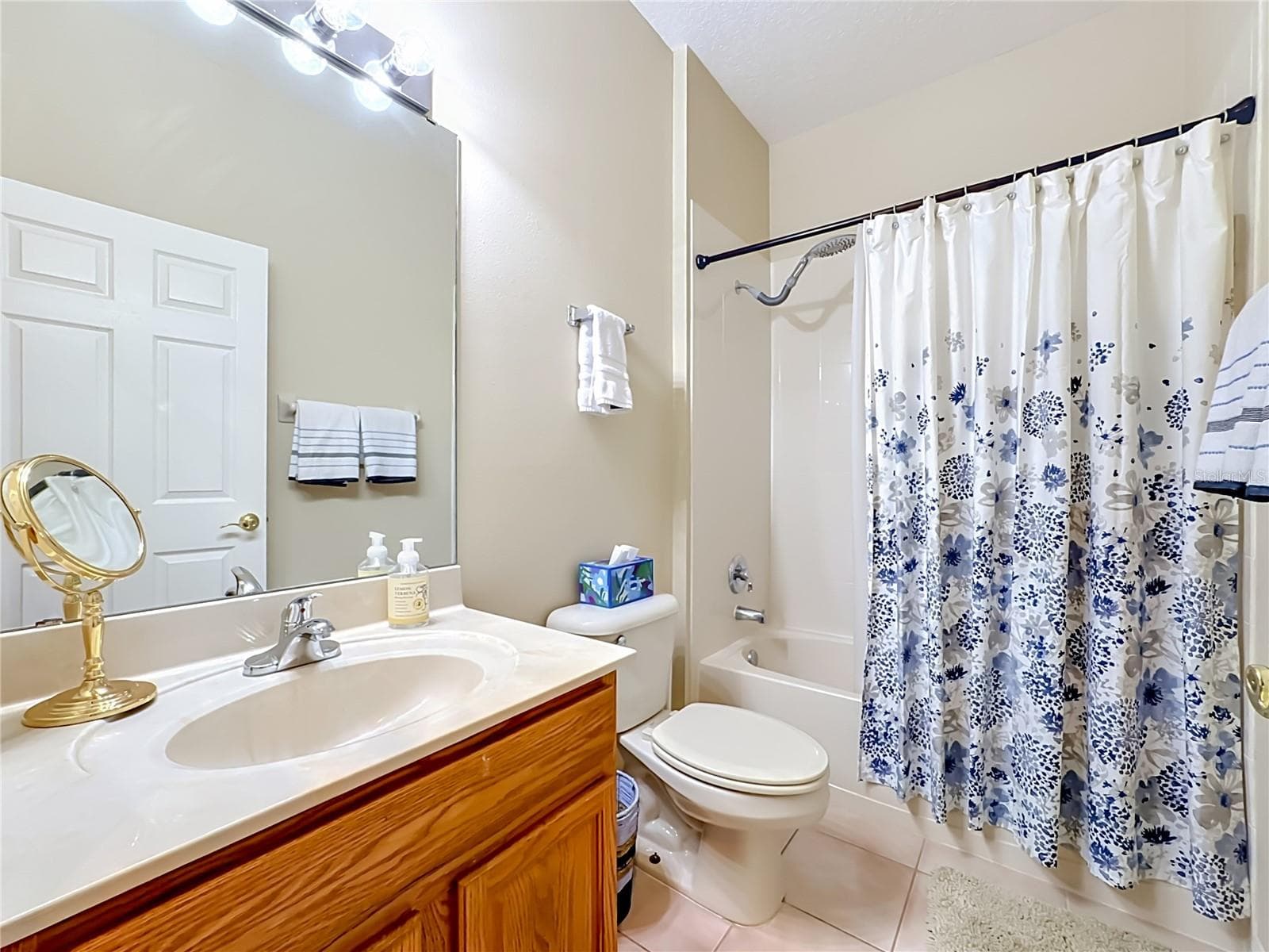 guest bathroom - 4346 KARIBA LAKE TER, SARASOTA