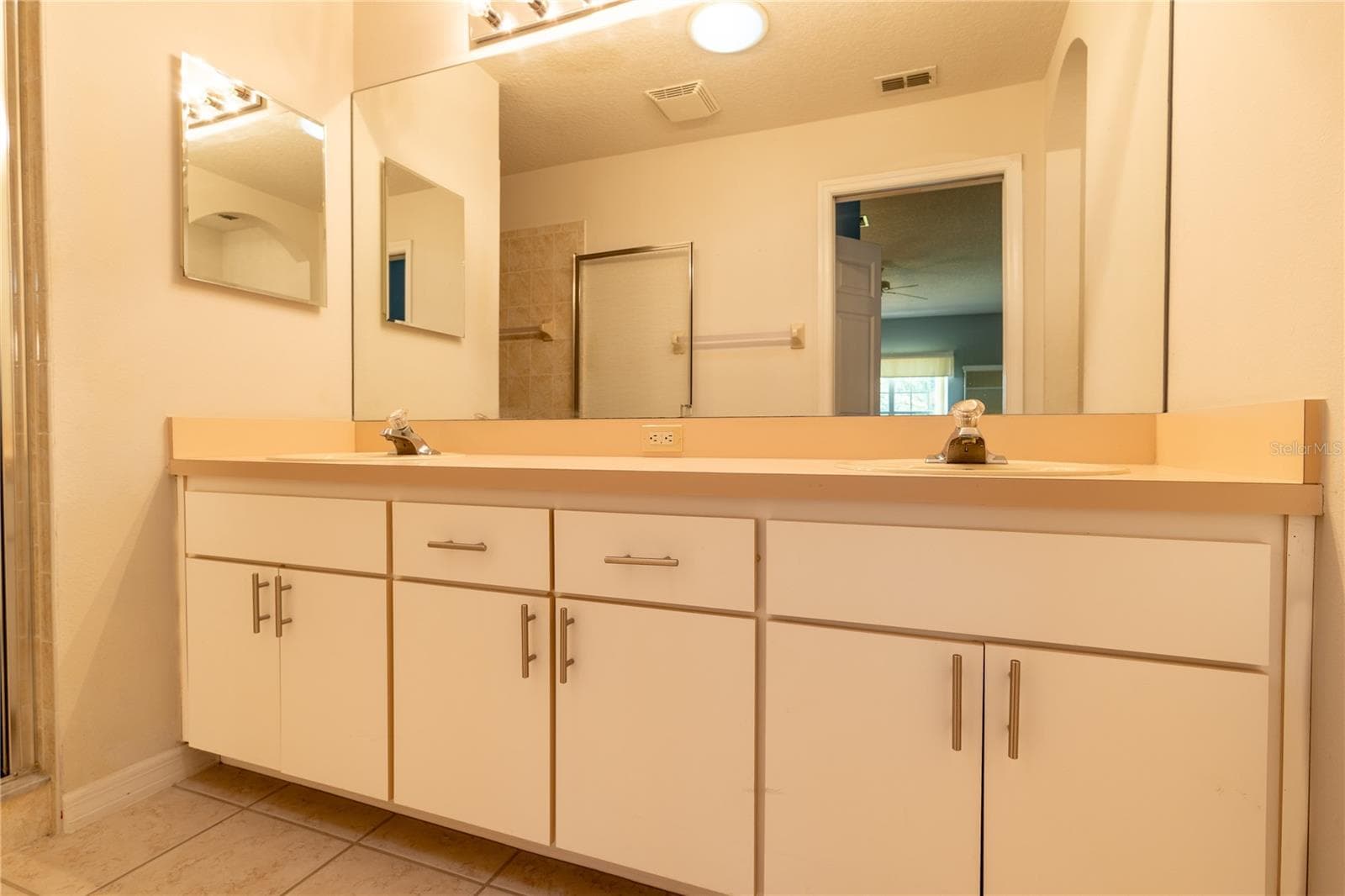 Villa at 7541 MOORGATE CT, NEW PORT RICHEY, photo 27 of 36