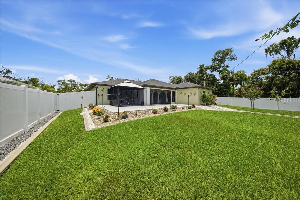 Single Family Residence at 17432 SHIRLEY AVE, PORT CHARLOTTE, photo 21 of 63