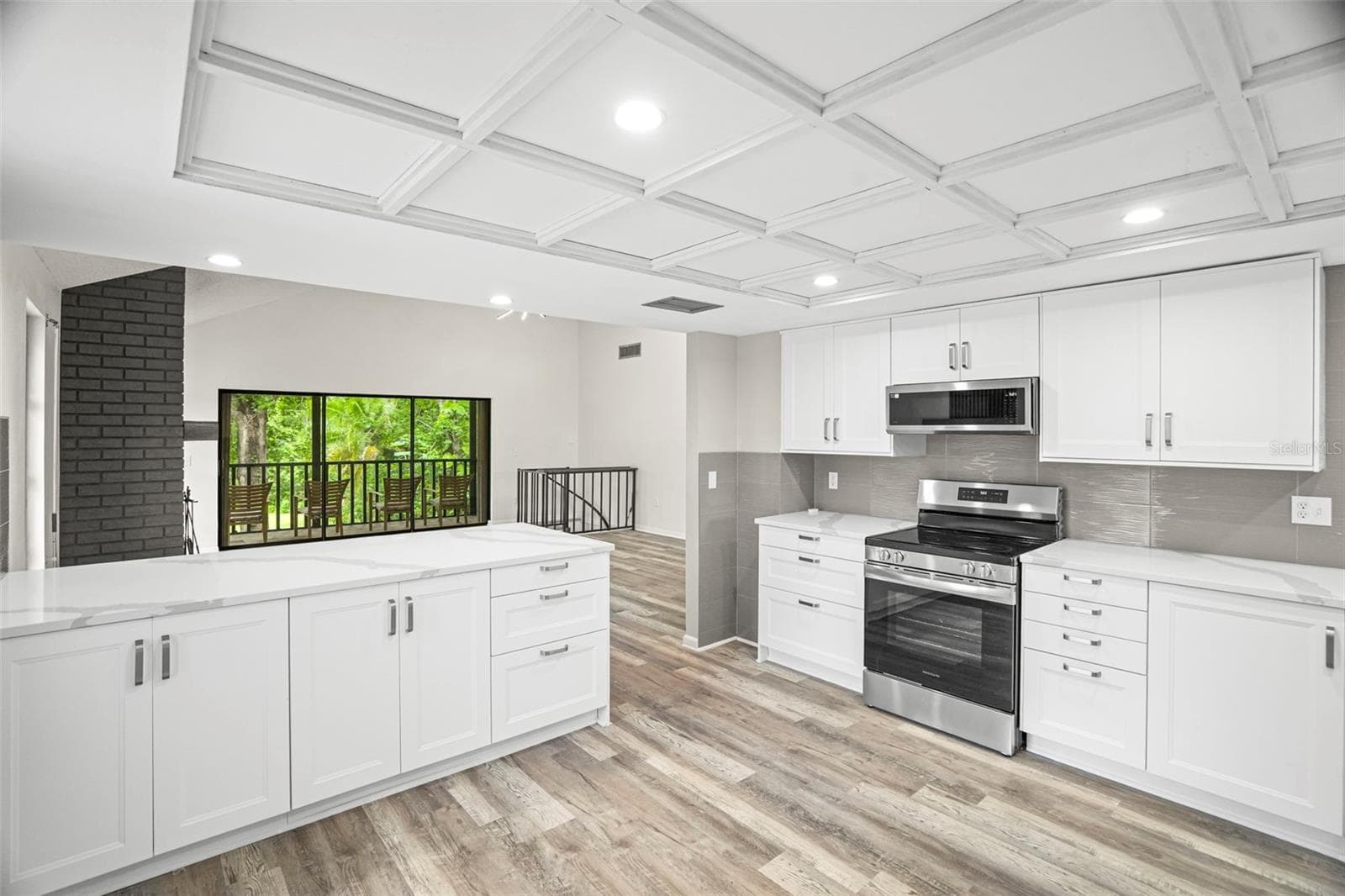 Single Family Residence at 210 EDGEWOOD AVE, CLEARWATER, photo 16 of 53