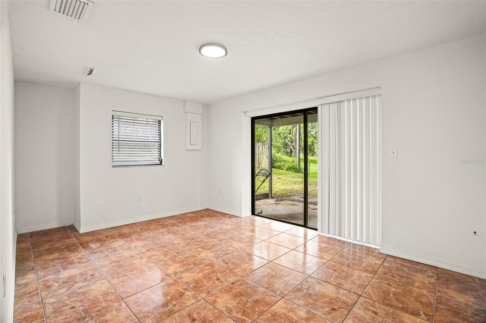 Single Family Residence at 210 EDGEWOOD AVE, CLEARWATER, photo 32 of 53