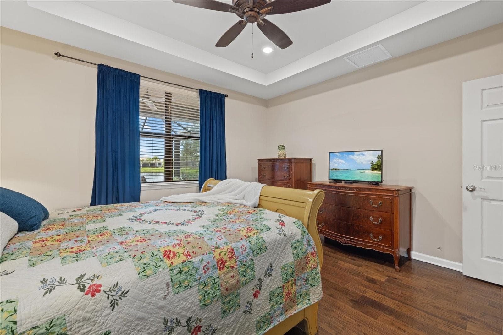 Single Family Residence at 17011 HAMPTON FALLS TER, LAKEWOOD RANCH, photo 19 of 55